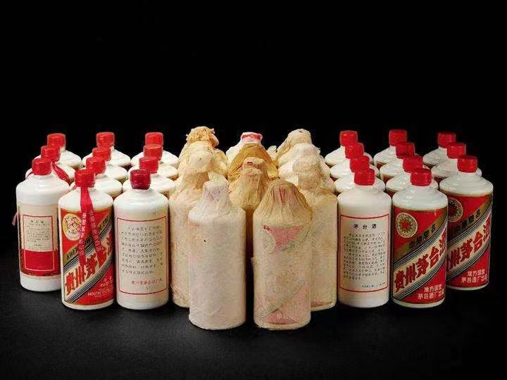 桥头镇日照岚山回收酒价格哪里回收(附近上门回收茅台酒）?